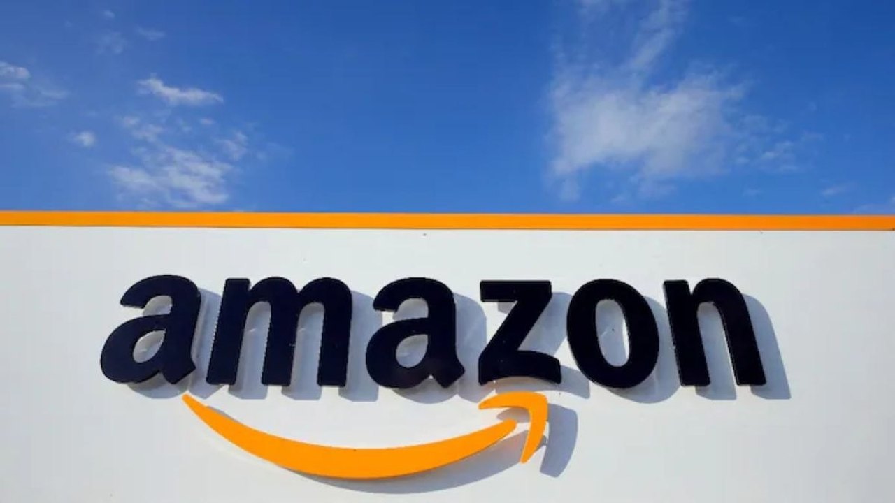 Amazon issues new AI guidelines for software engineers, warns against 'tokenmaxxing'