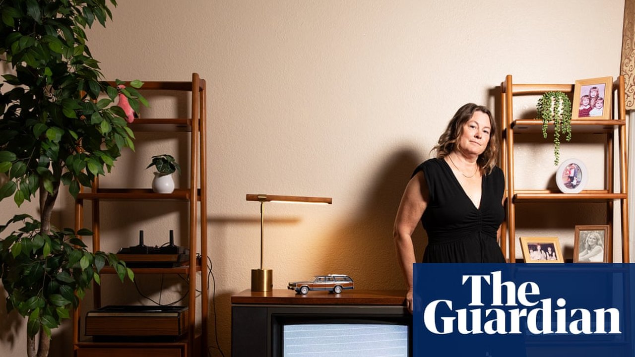 80 के दशक की मशहूर हॉरर फिल्म 'पोलरजीस्ट' के असली घर में रहने का अनुभव