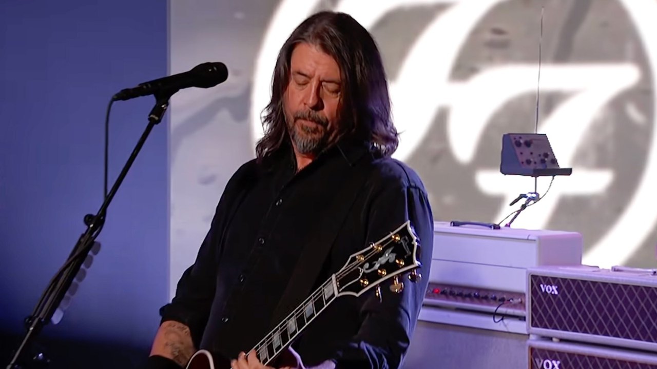 Foo Fighters Debut New Song “Window” on Jimmy Kimmel Live and Reflect on Taylor Hawkins’ Legacy — article featured image