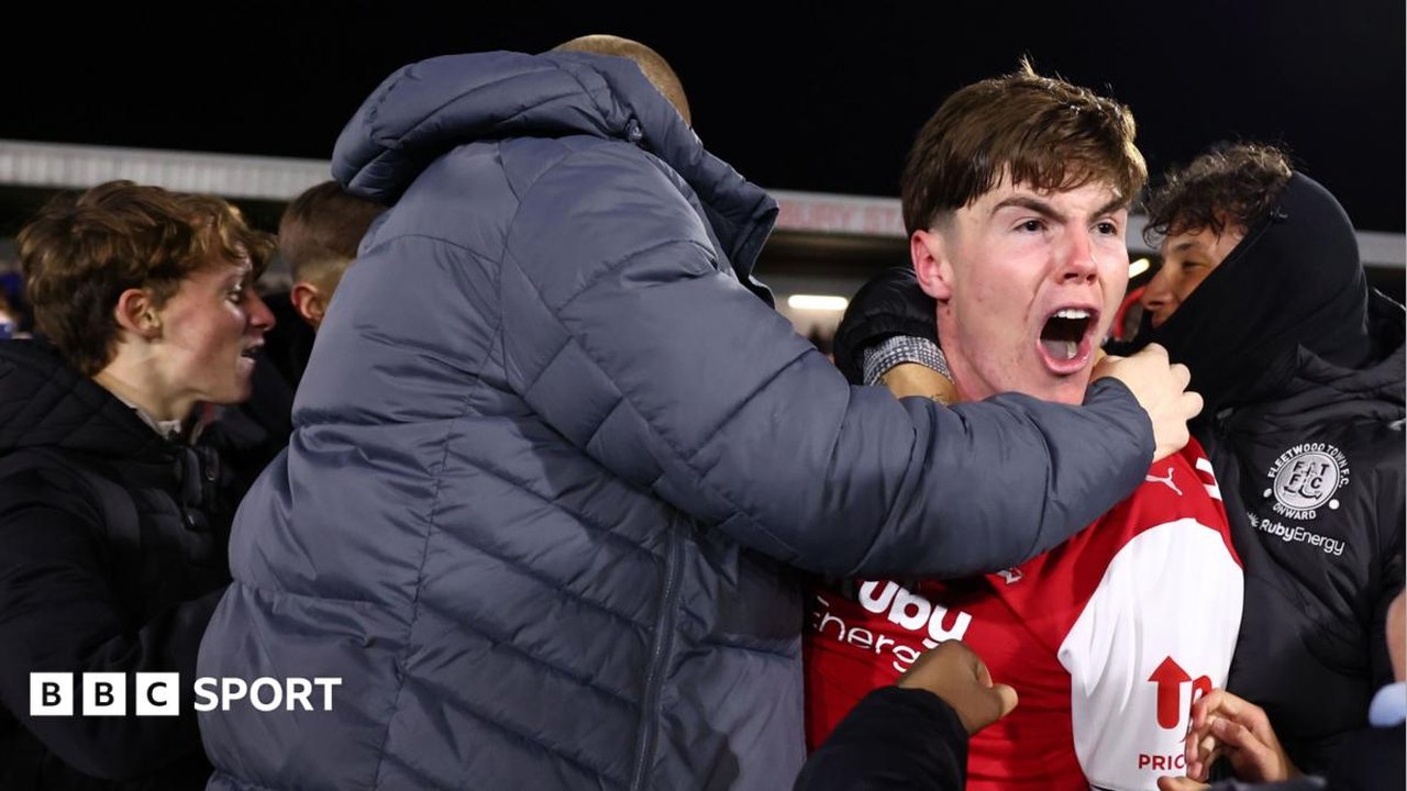 League Two Fleetwood Town Stuns Arsenal in Carabao Cup Upset — article featured image