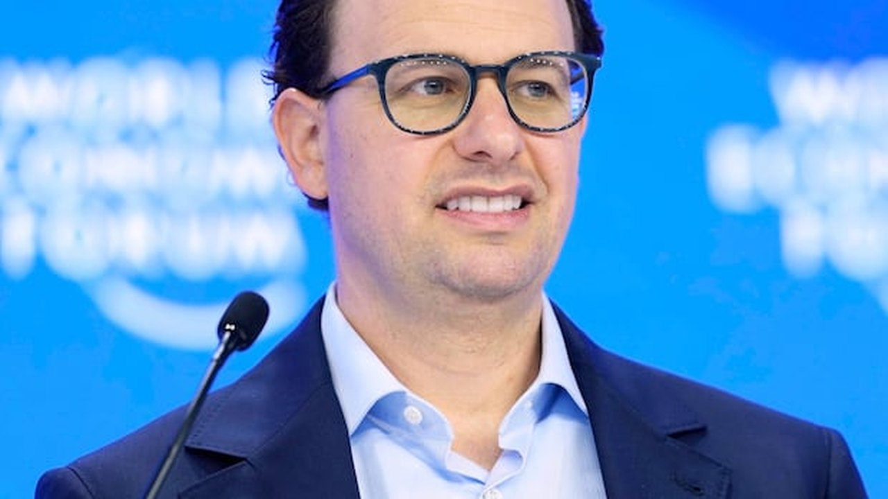 Anthropic Files for Potentially Largest IPO Ever Amid AI Safety Warnings — article featured image