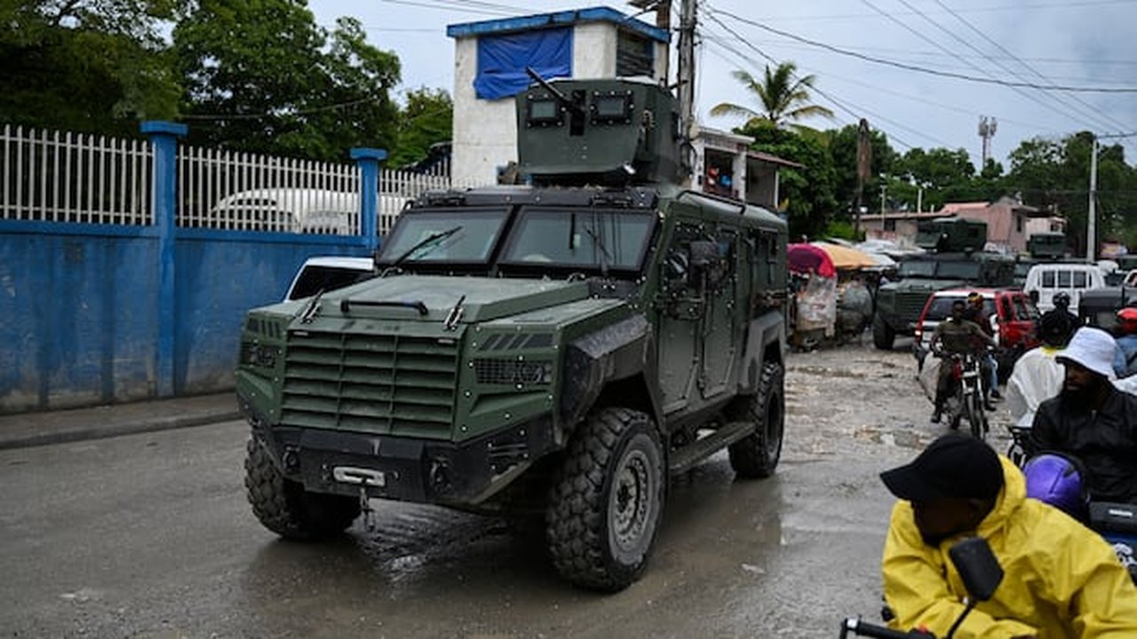 El Salvador Deploys 1,000 Troops to Haiti Following Soldiers' Disappearance — article featured image
